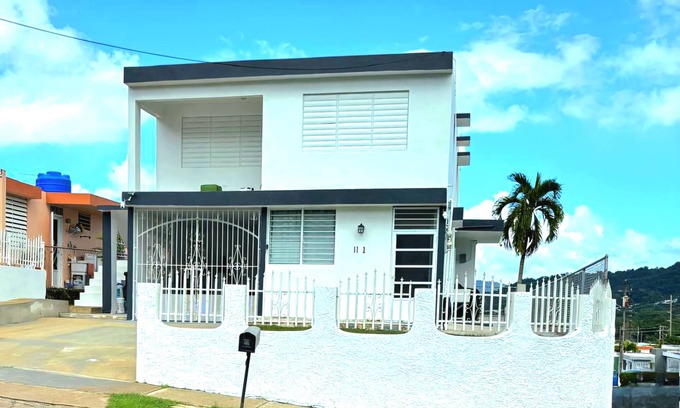 Tomas de Castro House | Lomita Linda just minutes from San Juan and Central to all Puerto Rico