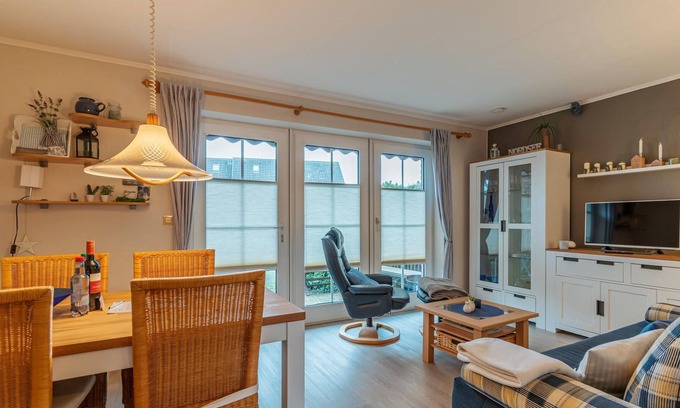 Friedrichskoog-Spitze Apartment | Look forward to a relaxing vacation at the North Sea.