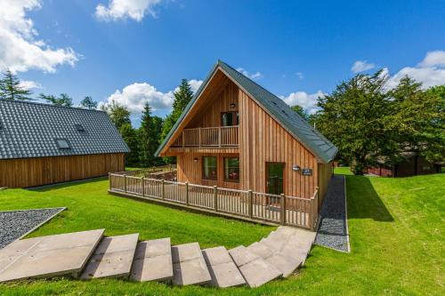 Newton Stewart Ski Chalet | Lord Galloway 37 with Hot Tub