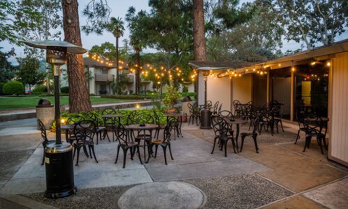 Los Gatos Hotel | Los Gatos Lodge