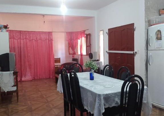 Reyes House | Los Hermanos Fernández