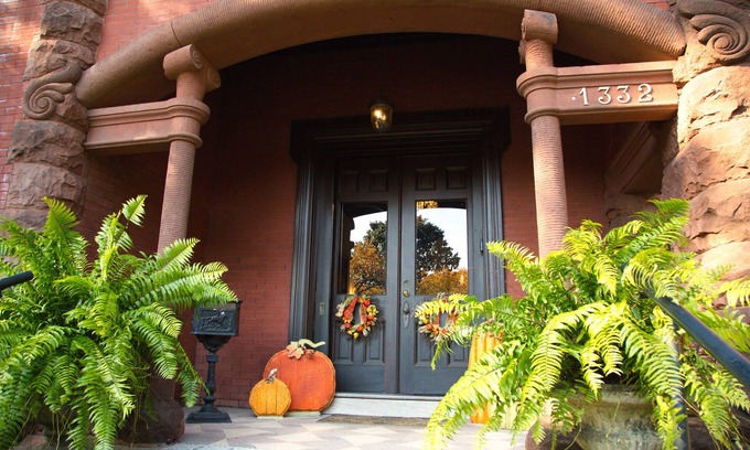 Old Louisville Bed & Breakfast | Louisville Bourbon Inn