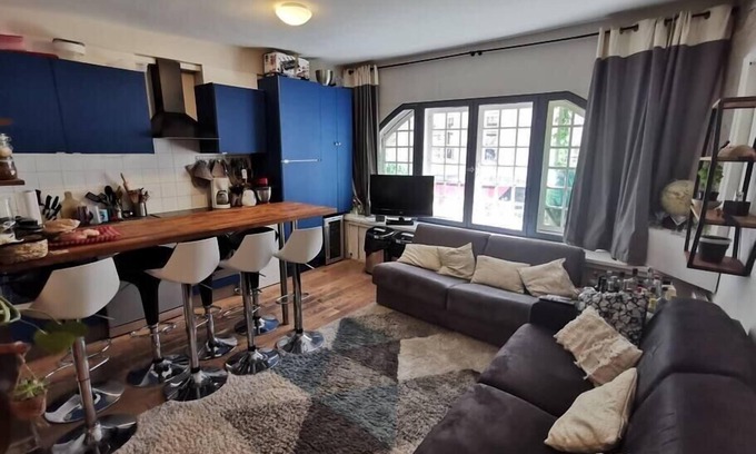 Les Halles Apartment | * LOUVRE! IN CENTRO, PULITO and TRENDY! x8 pers