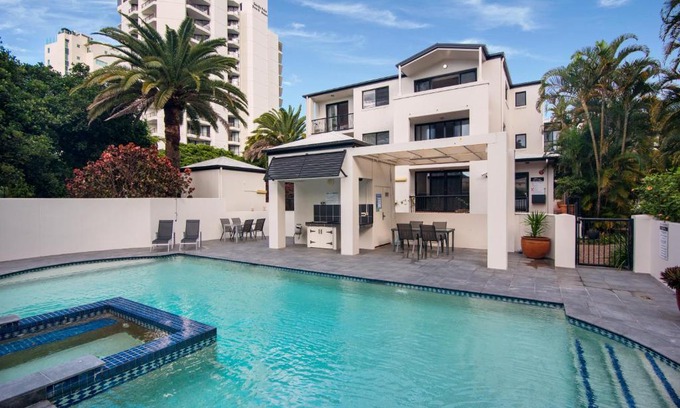 Labrador Apartment | Lovely 3 bedroom Spacious Unit, Labrador
