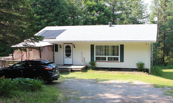 Irondale House | Lovely cottage in quiet, serene surroundings