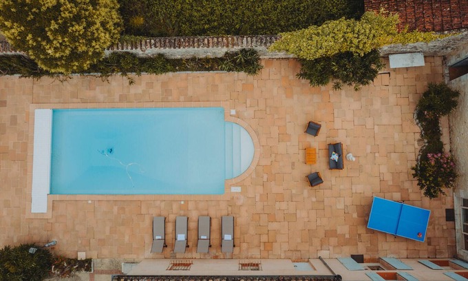 Vianne House | Lovely french house in a medieval village - private pool, ping pong & game room