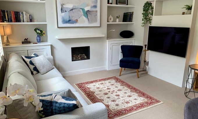 Queenstown Apartment | Lovely newly refurbished apartment in Battersea