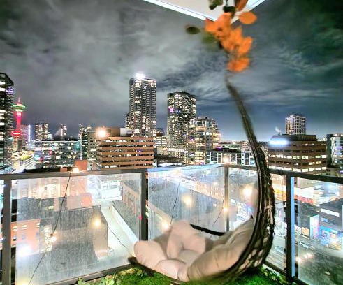 Connaught Apartment | Luxurious Downtown condo with spectacular views