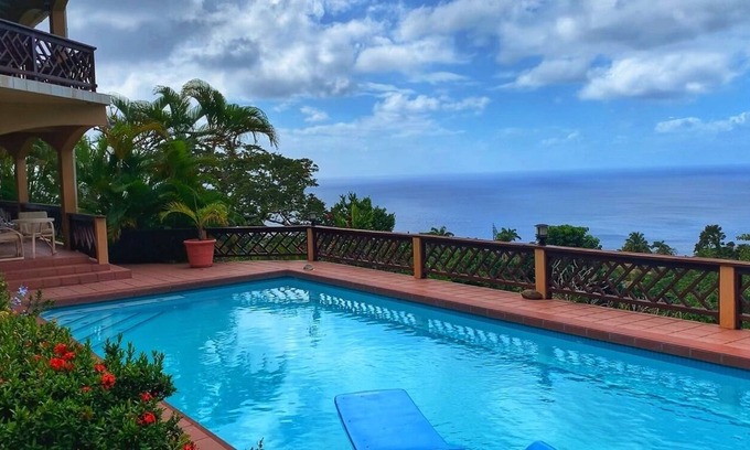 Woodlands Villa | Luxurious Villa with Panoramic Ocean Views