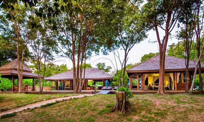 Nuea Khlong Villa | Luxury 2 Bedroom Pool Villa Baan Ton Sai !