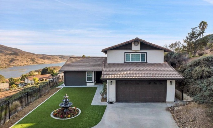 Spring Valley House | Luxury 4 BR w/Serene Lake Views