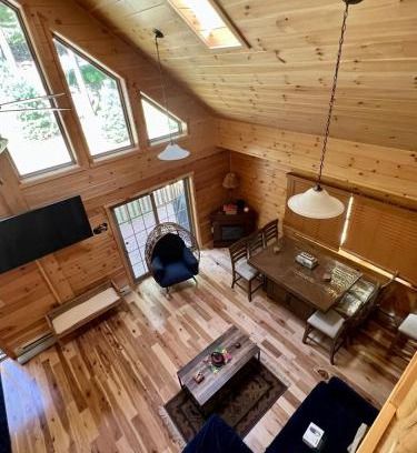Wallenpaupauk Lake Estates Ski Chalet | Luxury Cabin with Outdoor HotTub-NEW Construction