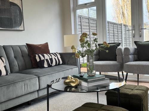 Sheldon House | Luxury House sleeps 8 - Ideal for Solihull NEC - Work and Family Groups