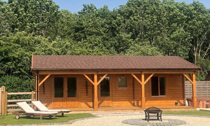 Callow Hill Cabin | Luxury Lodge retreat with hot tub