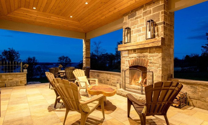 Prince Edward House | Luxury Vacation Rental Home in Prince Edward County Ontario