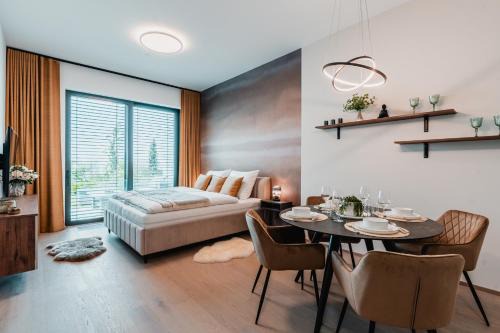 Brno-stred Apartment | Luxusní zahradní rezidence - 3 min od centra, 2 ložnice, zahrada, 117 m2