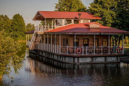 Baltic Sea Boat Rental | Mėlynojo karpio barža