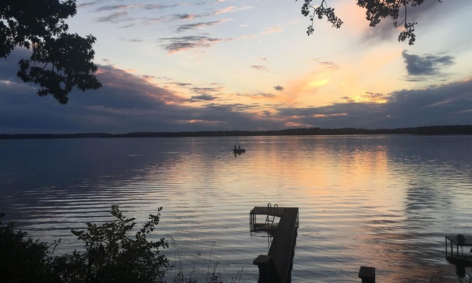 Madison Cottage | Madison & ~UW~-Madison Area Lakefront Home