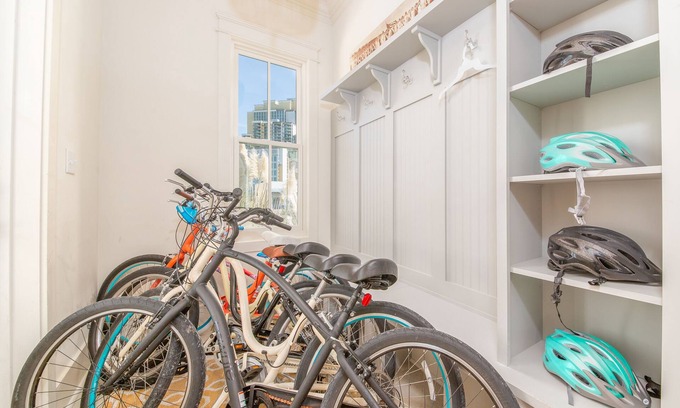 Orange Beach House | Magazine Gorgeous Luxury 🏖️🏠 Family Friendly 🏝️Bikes 🚲 Location💯