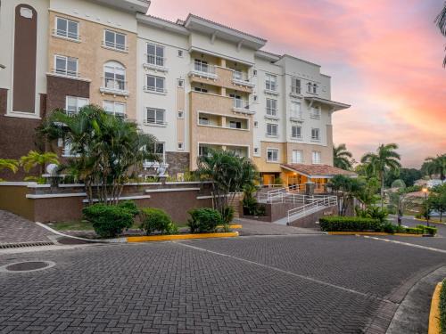 Rousseau Apartment | Mahogany Suites by Skyreach Group