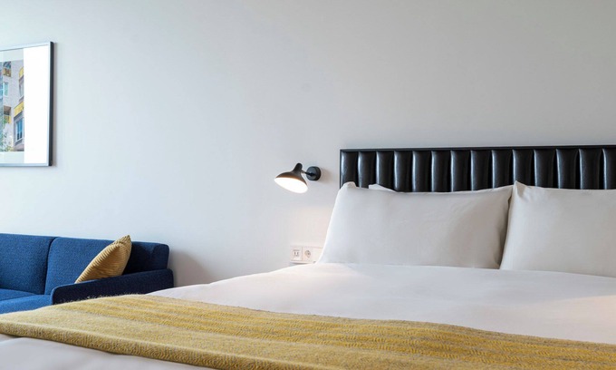 Zuidas Hotel | Make Your Trip More Enjoyable! Two Relaxing Units with Fully-equipped Kitchens!