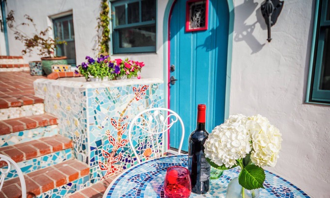 Sand Section Hotel | MANHATTAN BEACH Magical Spanish Style Cottage Steps 2 Beach