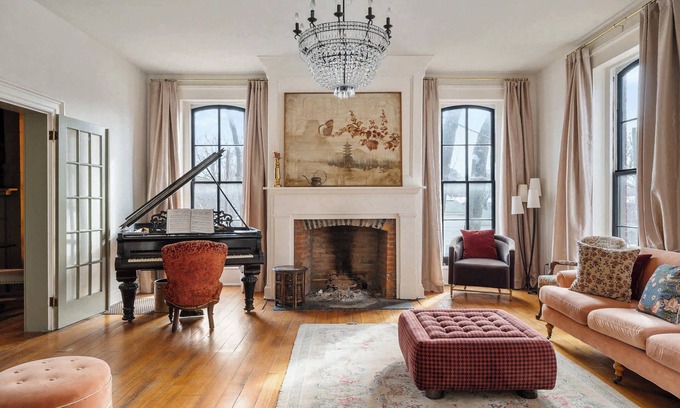 Butchertown House | MANSION | Renovated Historic Estate| Speakeasy