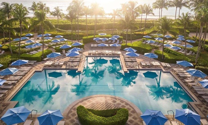 Palm Beach Shores Resort | Marriott's Ocean Pointe Studio Ocean Side