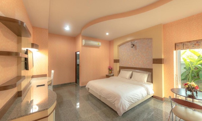 Surin Hotel | Martina Hotel Surin