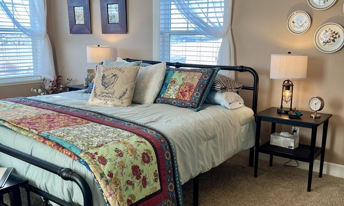 Moscow Other | Meadowlark Heritage Farm-cation Close to Town, but country and mountain views!