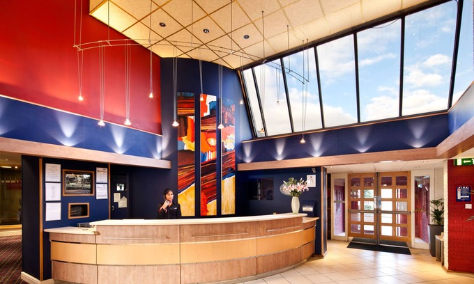 Blackrod Hotel | Mercure Bolton Georgian House Hotel