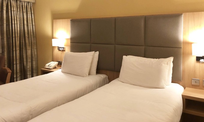 Hatfield Hotel | Mercure Hatfield Oak