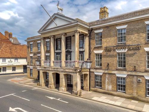 Salisbury Hotel | Mercure Salisbury White Hart Hotel & Apartments