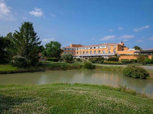 Seilh Hotel | Mercure Toulouse Aéroport Golf de Seilh