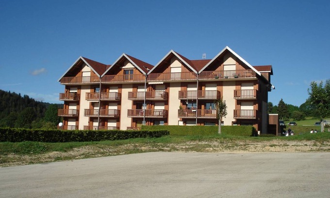 Metabief Apartment | METABIEF - QUARTIER BEAUSOLEIL - Building Les chardons - Apartment 6 people