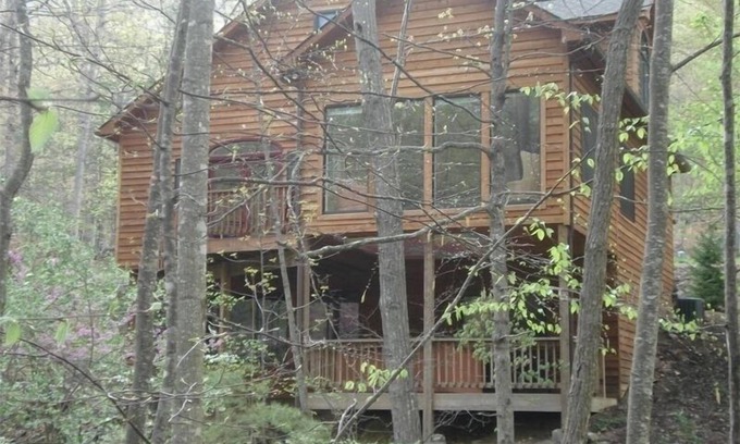 Massanutten House | Mid-Century Modern: Pet Friendly-Hot Tub~Grill~Creekside