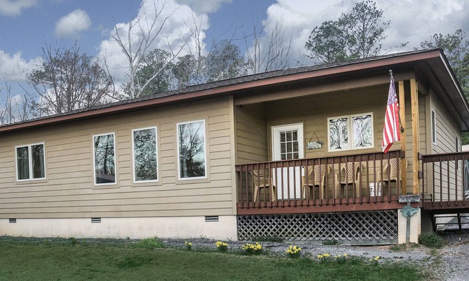 Groveoak Cabin | Mid-Lake Perfection w/a Covered Boat Port w/Power - Pets