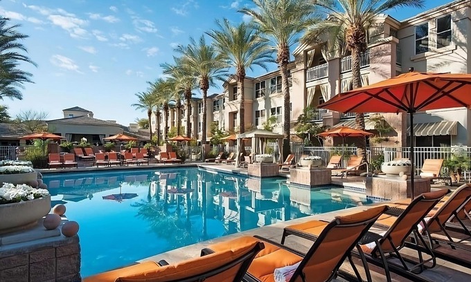 Gainey Village Villas Resort | Minutes Away from Phoenix Art Museum! Enjoy Full Kitchen & Free Parking!