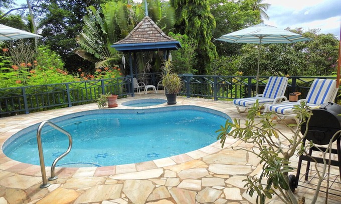 Plymouth Villa | Mock Turtle is an Enchanting & Affordable Retreat!
