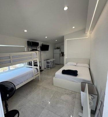 North Miami Beach House | Modern and cozy room
