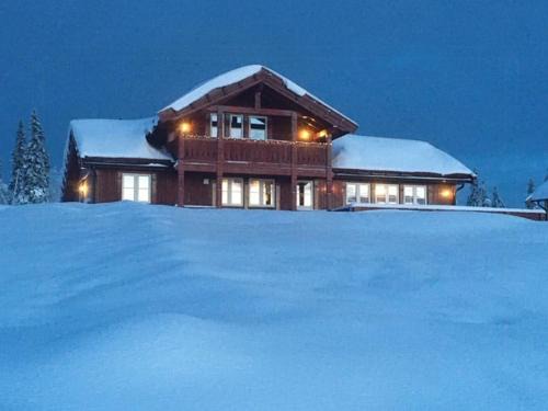 Gran House | Modern Cabin With Views In Lygna