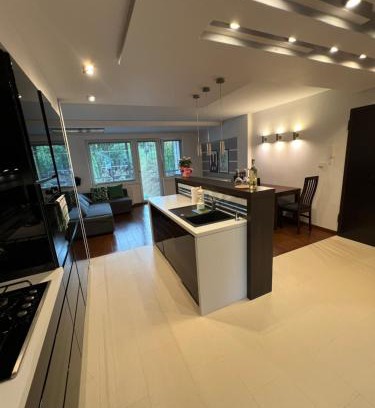 Zaspa Apartment | Modern Space & Garden