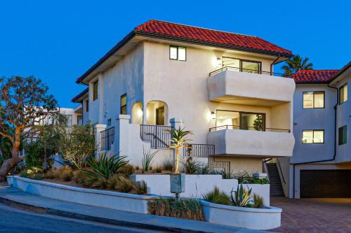 San Clemente House | Montalvo Calafia Beach Condos