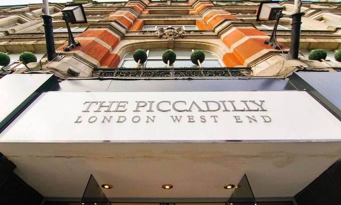 Chinatown Hotel | Montcalm Piccadilly Townhouse, London West End
