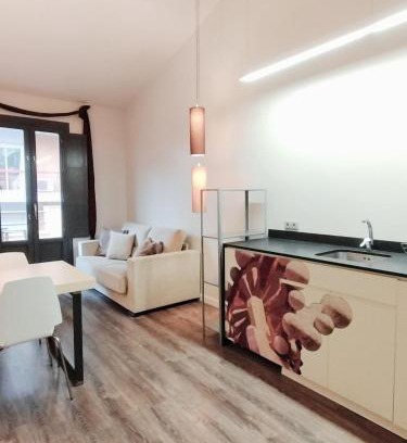 La Sagrada Familia Apartment | Montserrat Apartments by gaiarooms