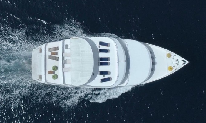 Hulhumale Boat Rental | Moonima Yard