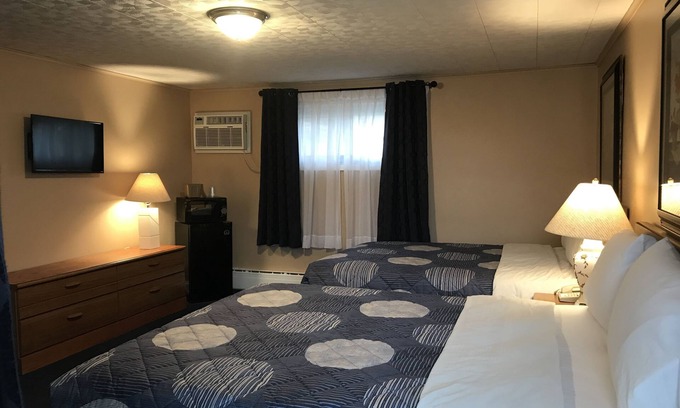 Niagara Falls Hotel | Moonlite Motel Niagara Falls