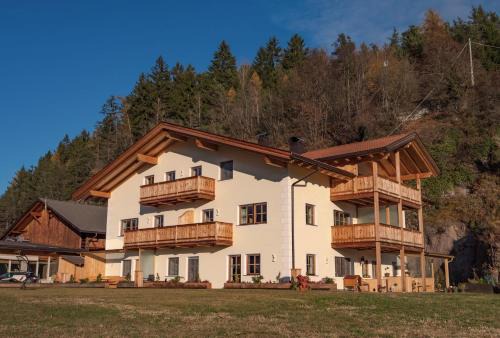Albions Apartment | Morgengruß Himmelreich Moarlhof