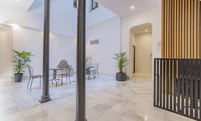 Centro - Sagrario Apartment | Mosaiko Homes Catedral Granada