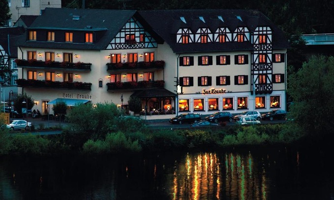 Loef Hotel | Moselhotel & Restaurant Zur Traube GmbH